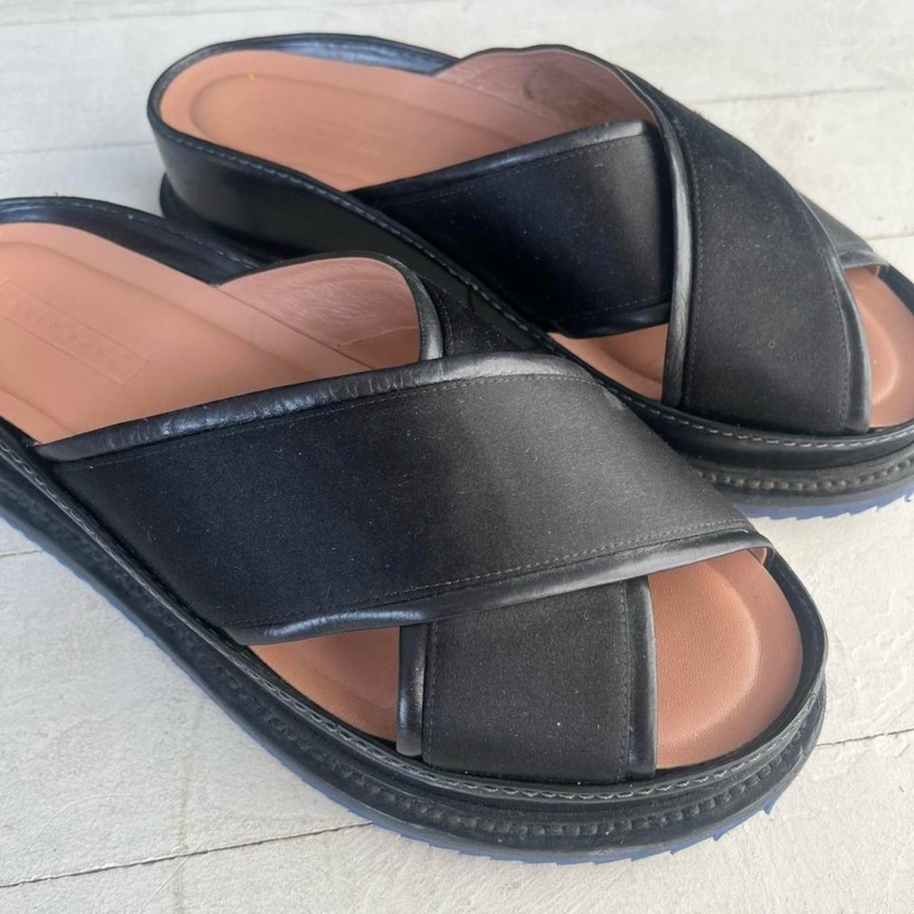 Women’s Black Slide Sandals
